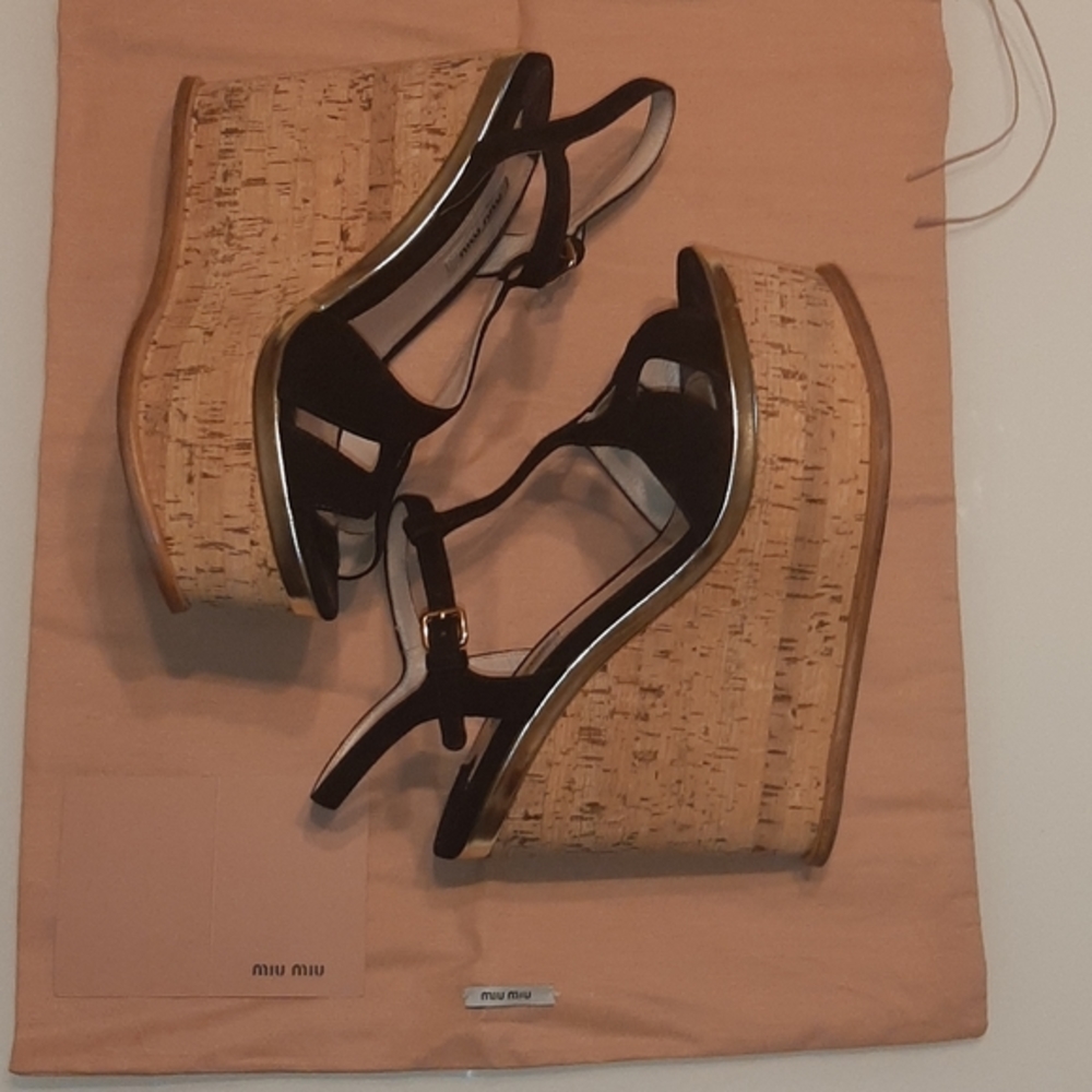 Miu Miu black suede upper wedge sandal - Picture 4 of 11